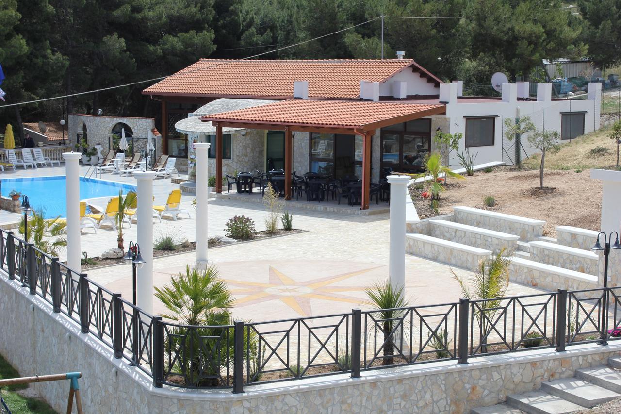 Villaggio Mascia Βιέστε Εξωτερικό φωτογραφία